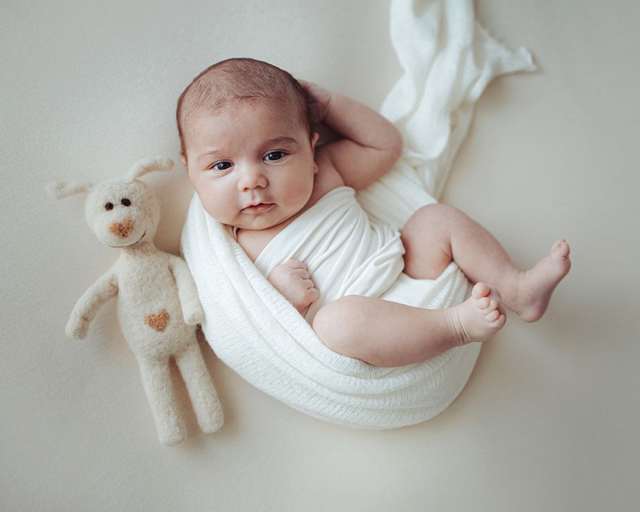 Babyfotos NRW – natürliches Neugeborenes ohne viel Deko