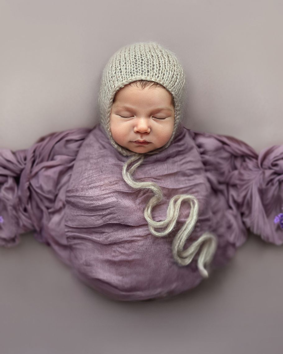 Neugeborenenfotos Dortmund – schlafendes Baby mit Mütze